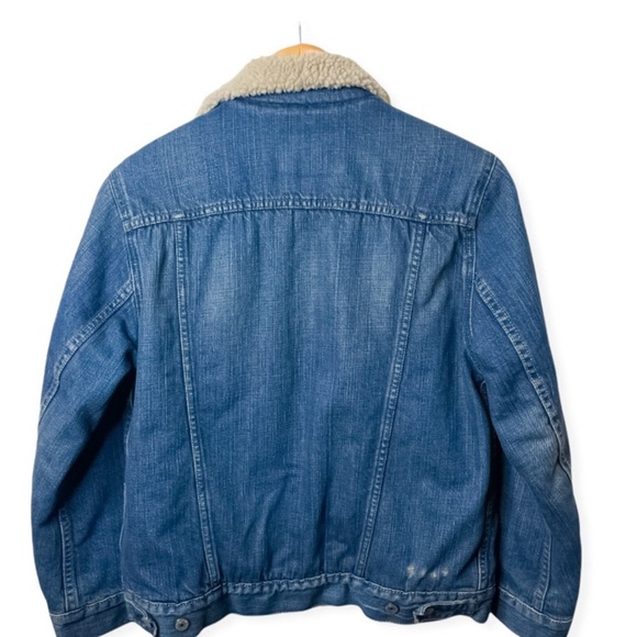 Levi’s Sherpa Trucker Denim Jacket - Picture 2 of 3